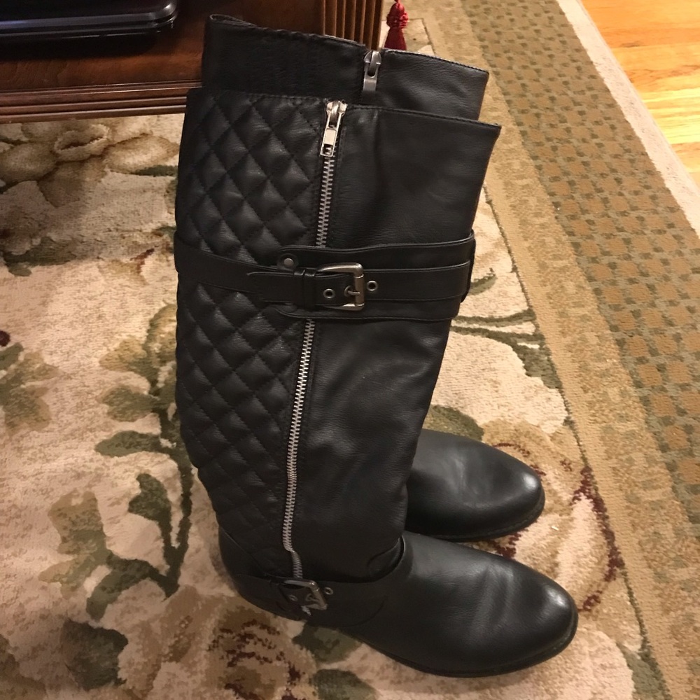 Black boots